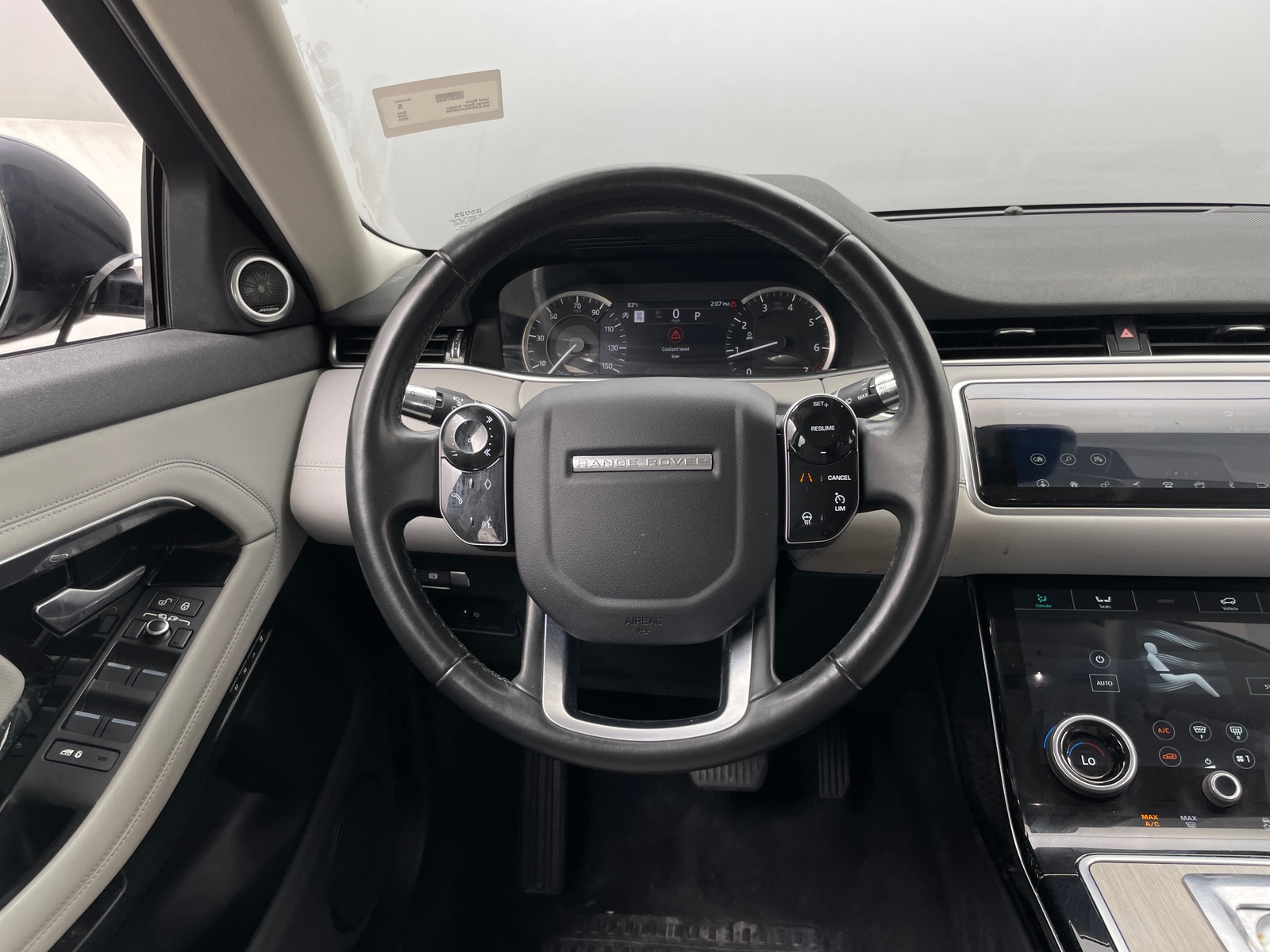 Thumbnail: 2020 Land Rover Range Rover Evoque - 4