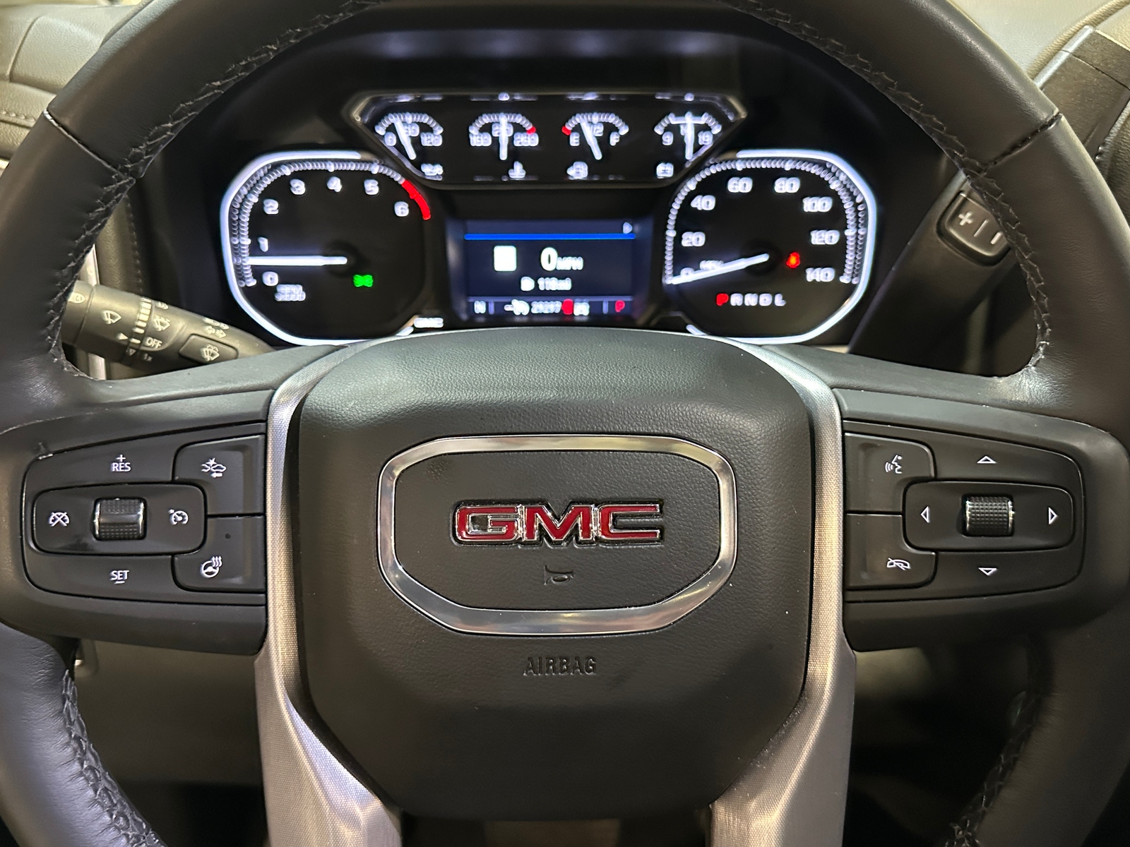 Thumbnail: 2022 GMC Sierra 1500 - 4