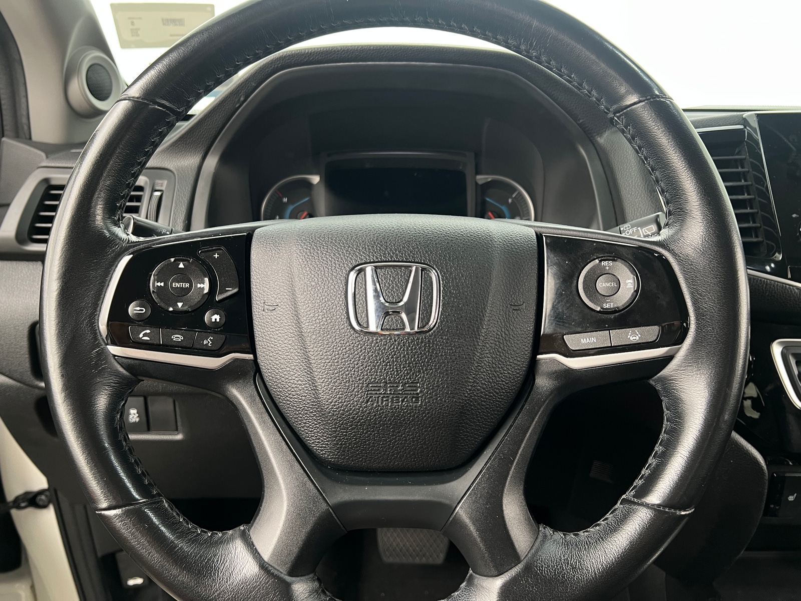 Thumbnail: 2019 Honda Pilot - 4