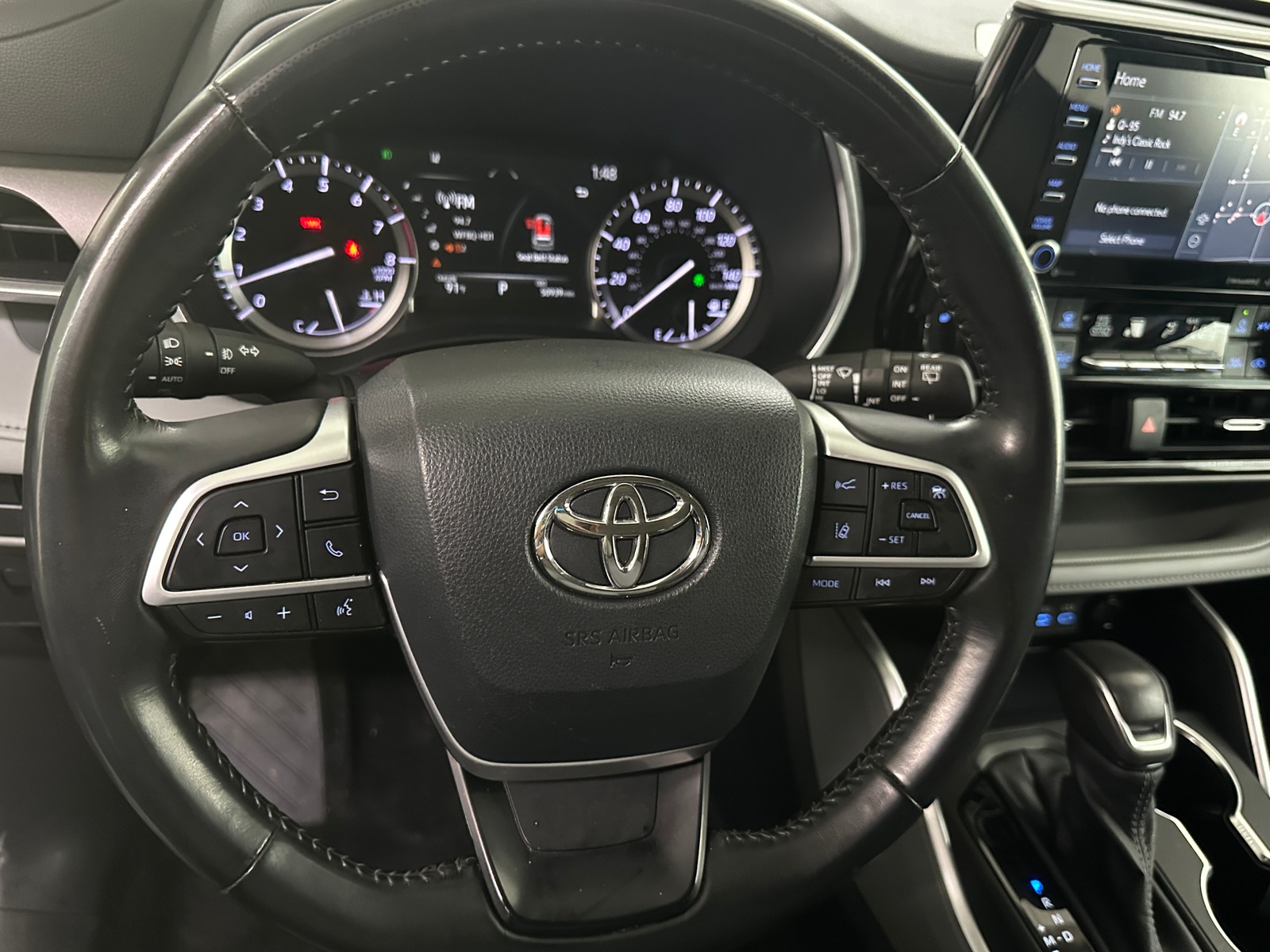 Thumbnail: 2022 Toyota Highlander - 4