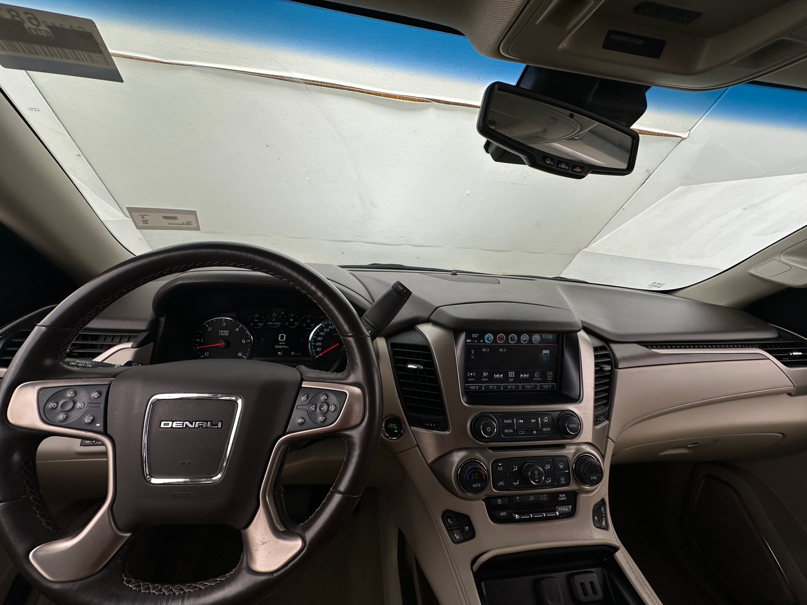 Thumbnail: 2019 GMC Yukon XL - 2
