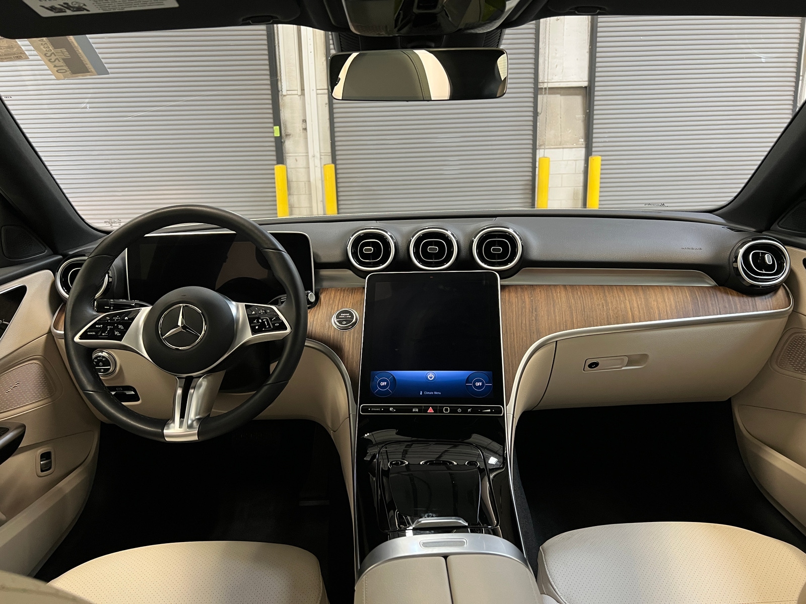 Thumbnail: 2024 Mercedes-Benz C-Class - 2