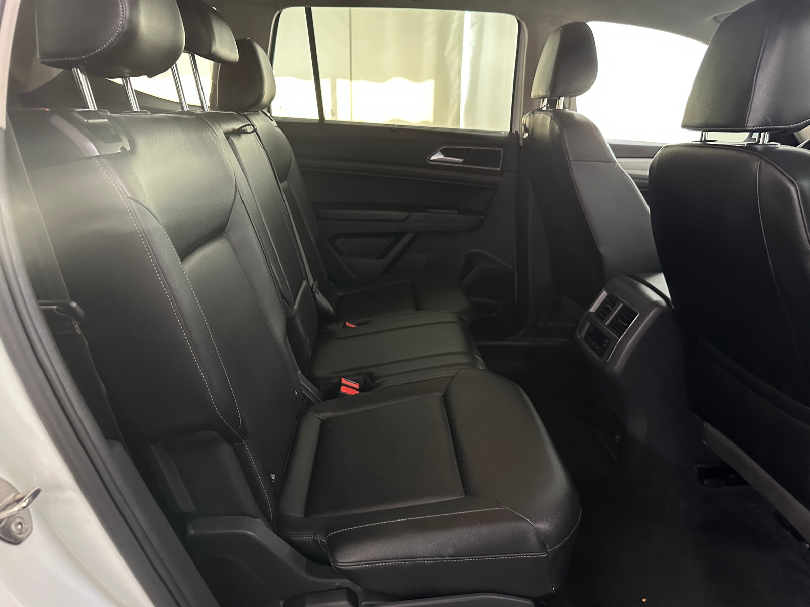 Thumbnail: 2018 Volkswagen Atlas - 5