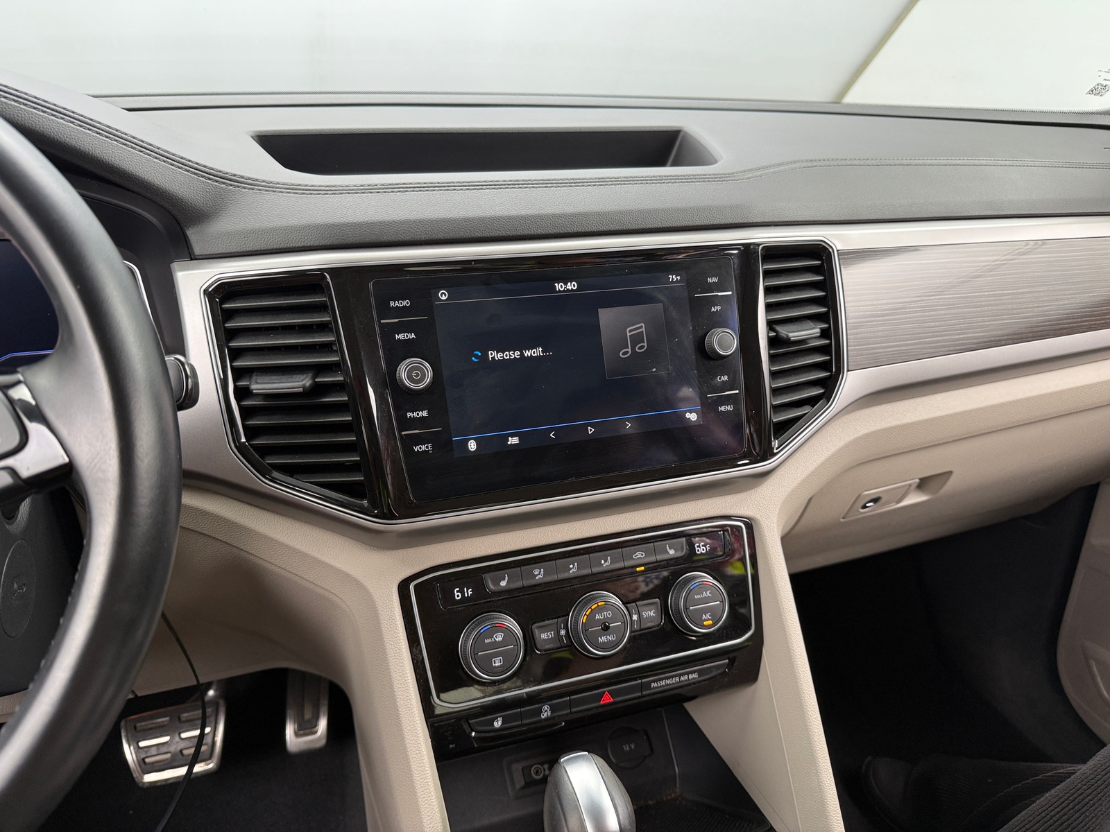 Thumbnail: 2019 Volkswagen Atlas - 3