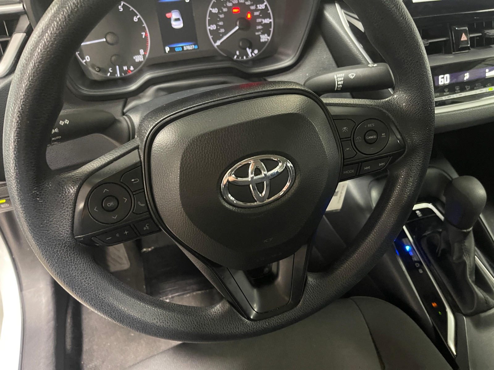 Thumbnail: 2024 Toyota Corolla - 5