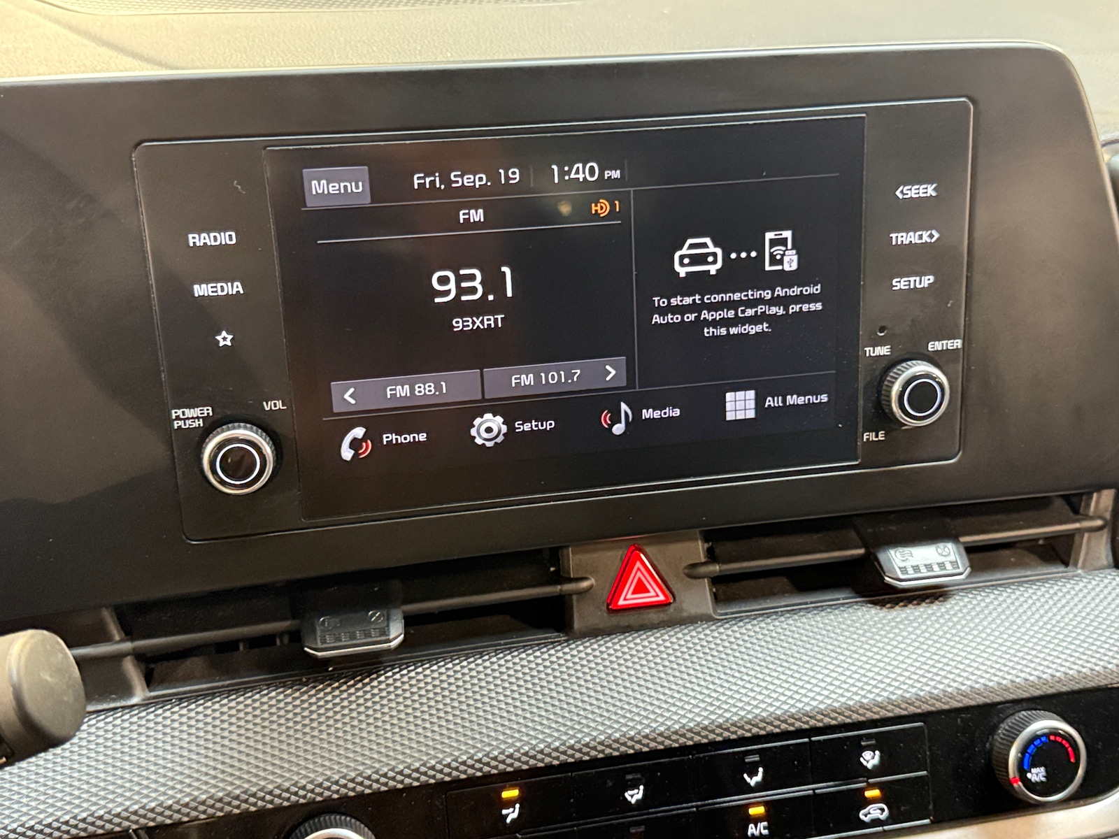 Thumbnail: 2024 Kia Sportage - 4