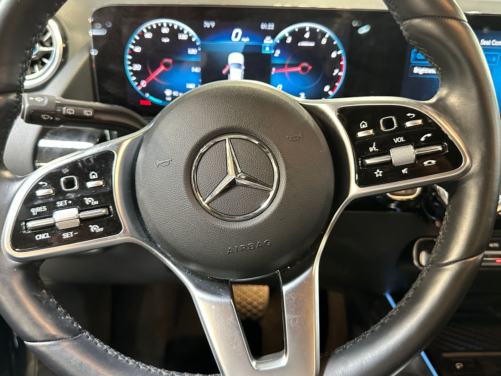 Thumbnail: 2023 Mercedes-Benz GLA - 4