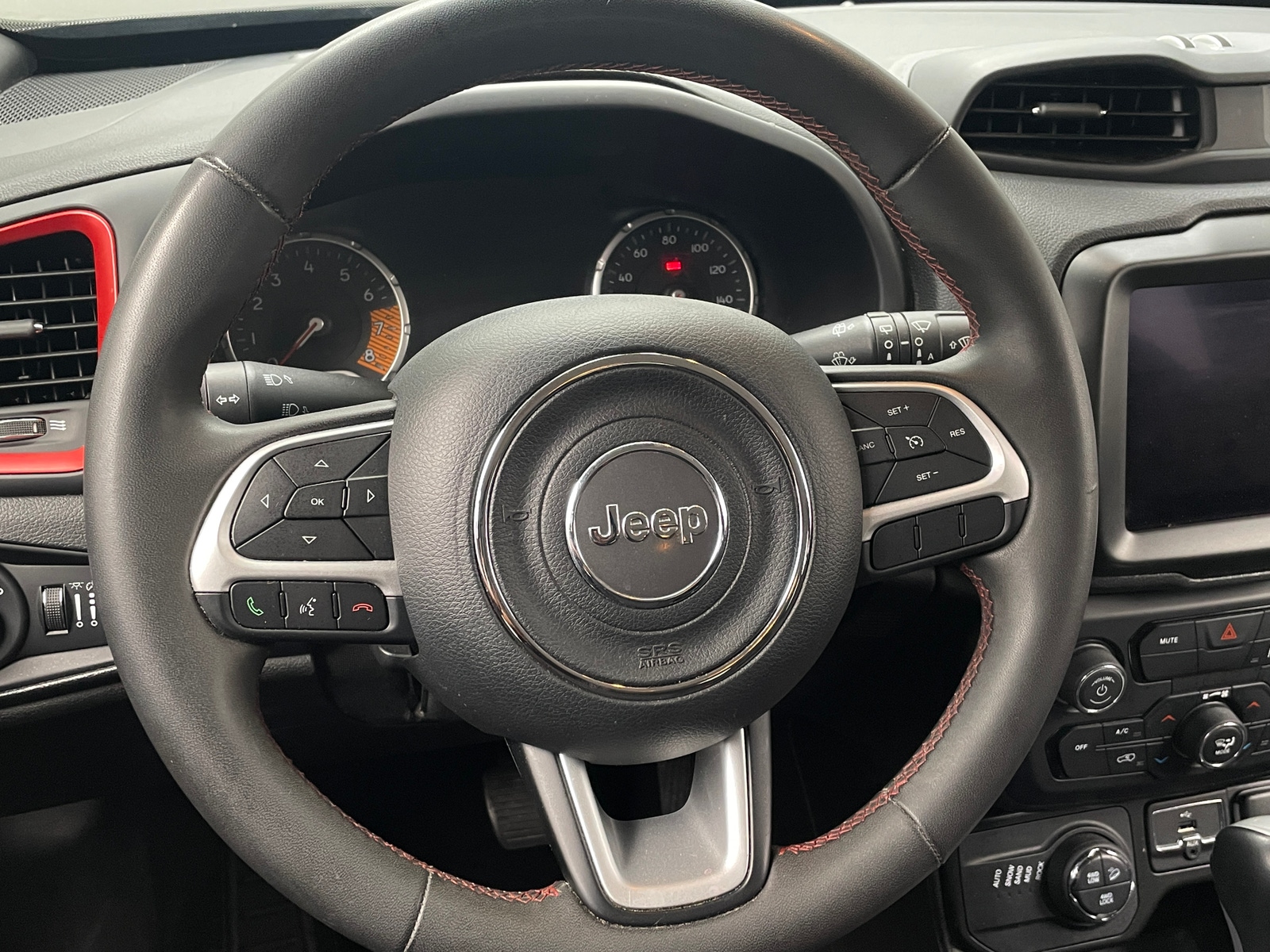 Thumbnail: 2023 Jeep Renegade - 5