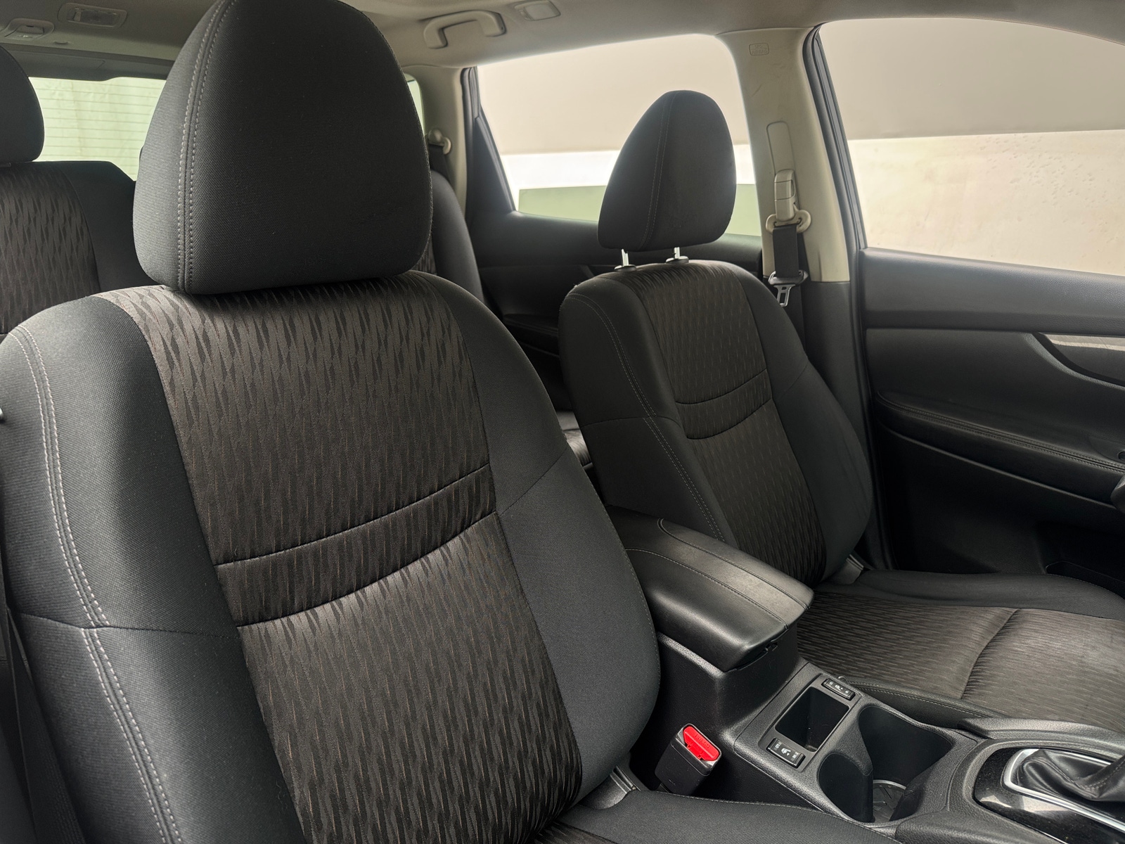 Thumbnail: 2017 Nissan Rogue - 2
