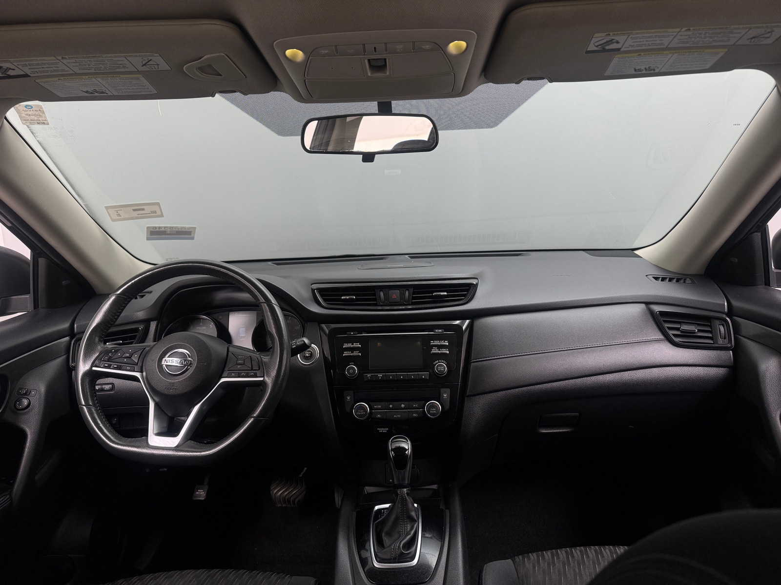 Thumbnail: 2017 Nissan Rogue - 3