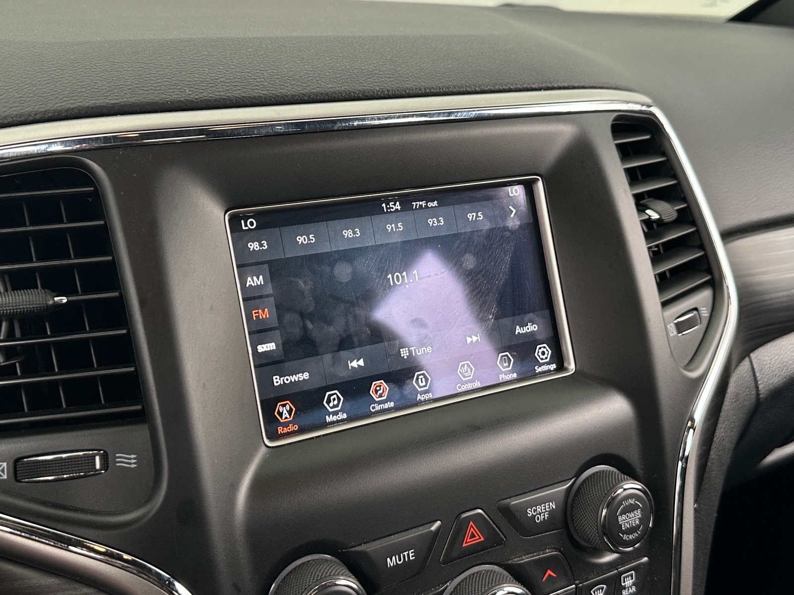 Thumbnail: 2019 Jeep Grand Cherokee - 4