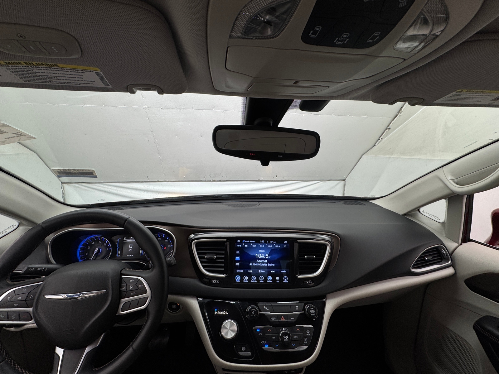 Thumbnail: 2017 Chrysler Pacifica - 2