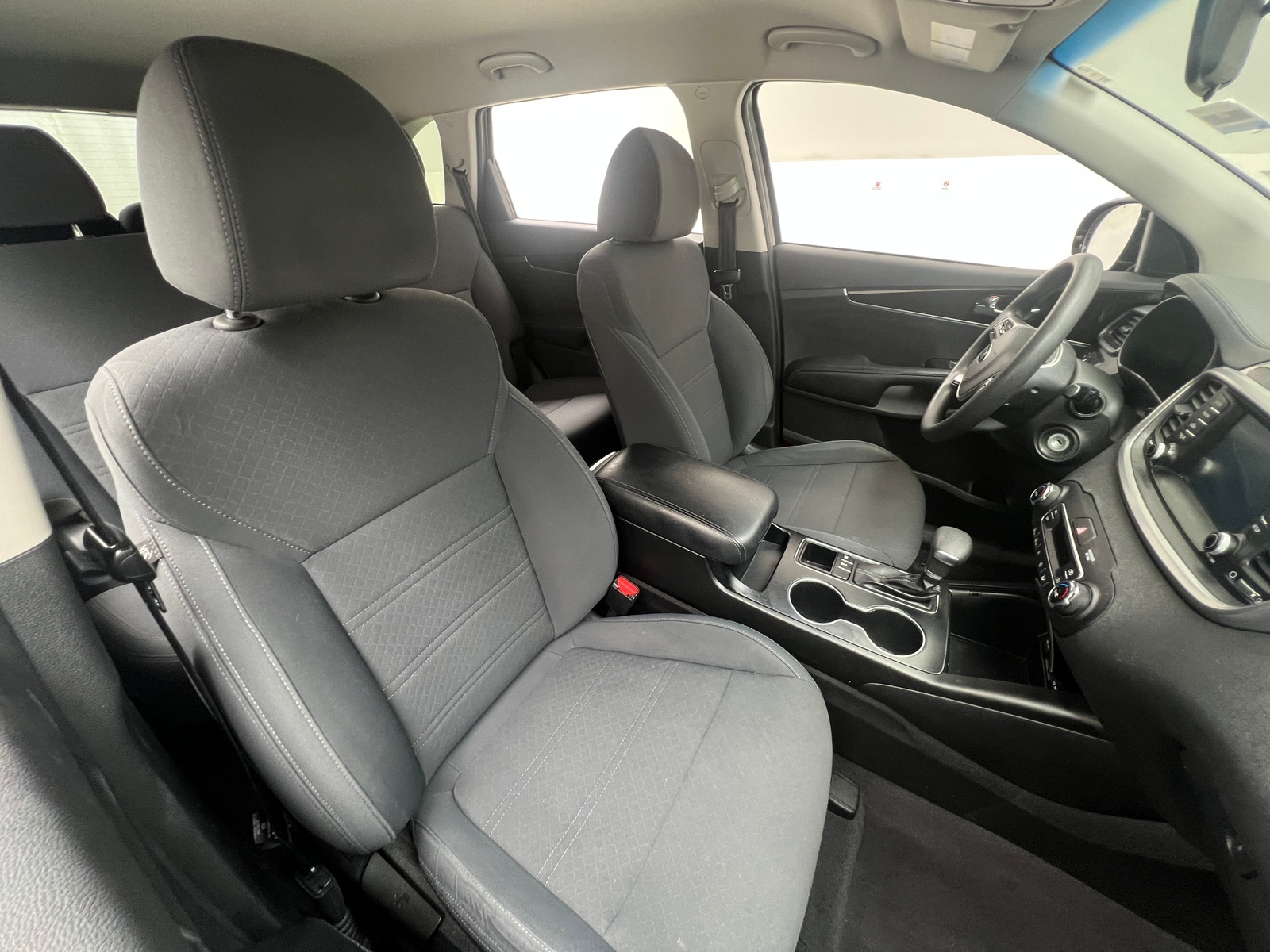 Thumbnail: 2019 Kia Sorento - 2