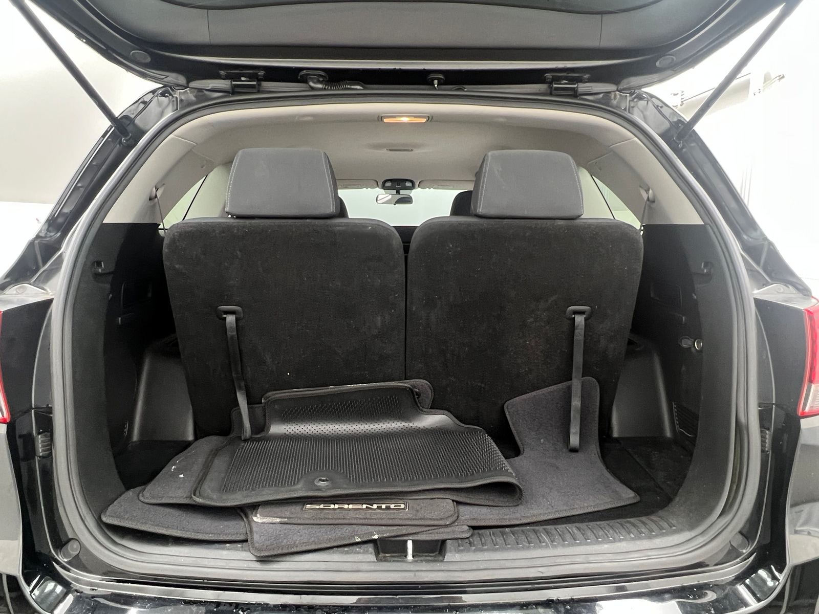 Thumbnail: 2019 Kia Sorento - 7