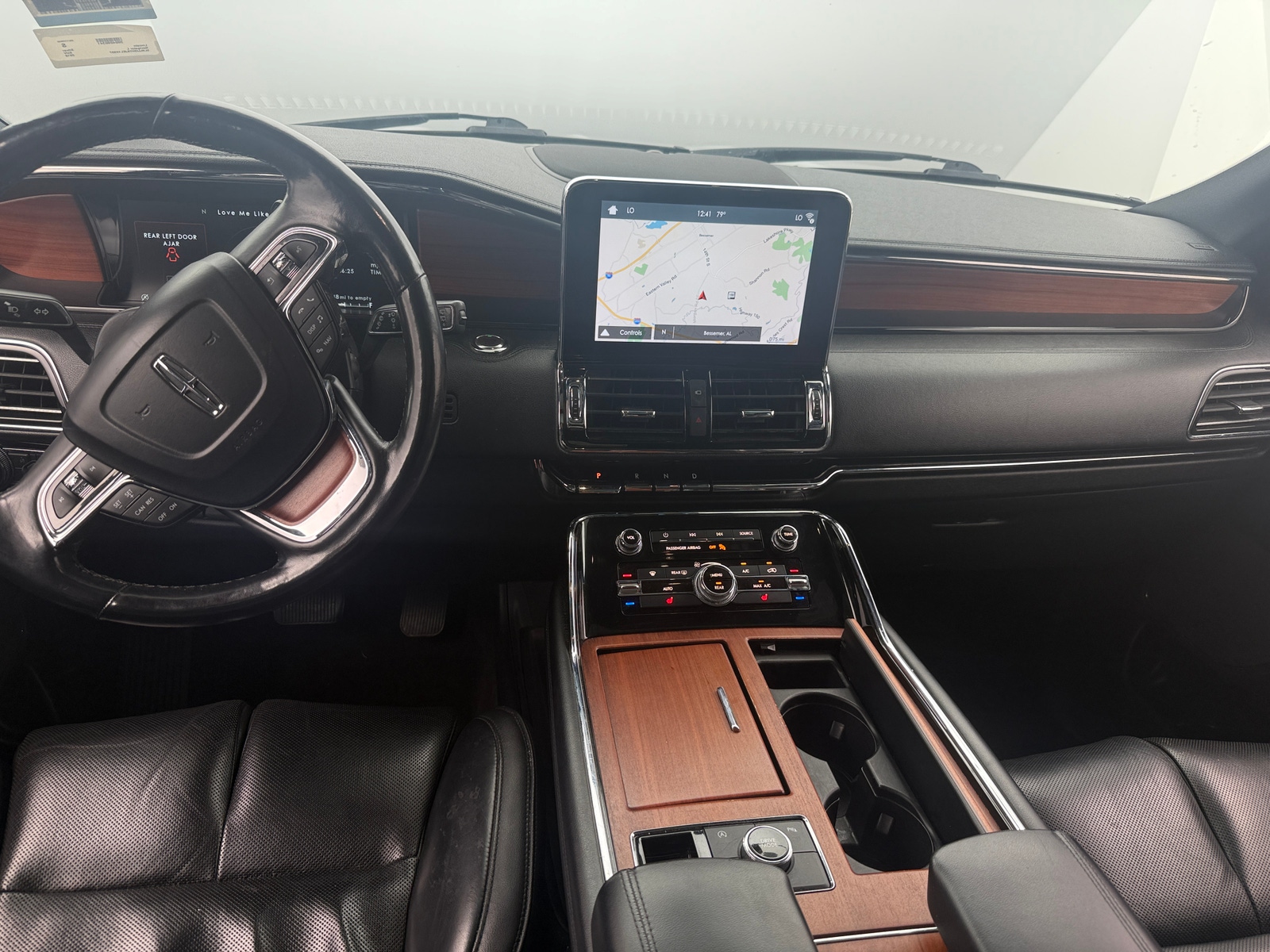 Thumbnail: 2018 Lincoln Navigator L - 2