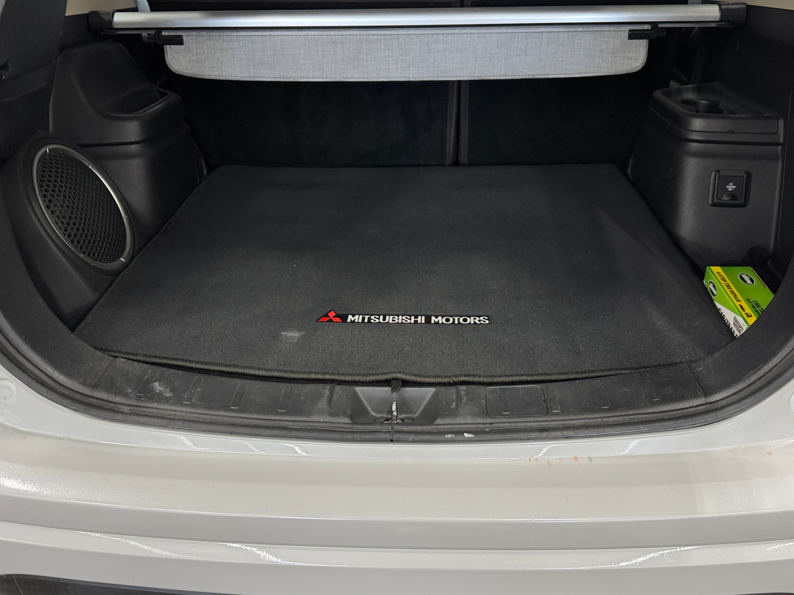 Thumbnail: 2018 Mitsubishi Outlander - 6