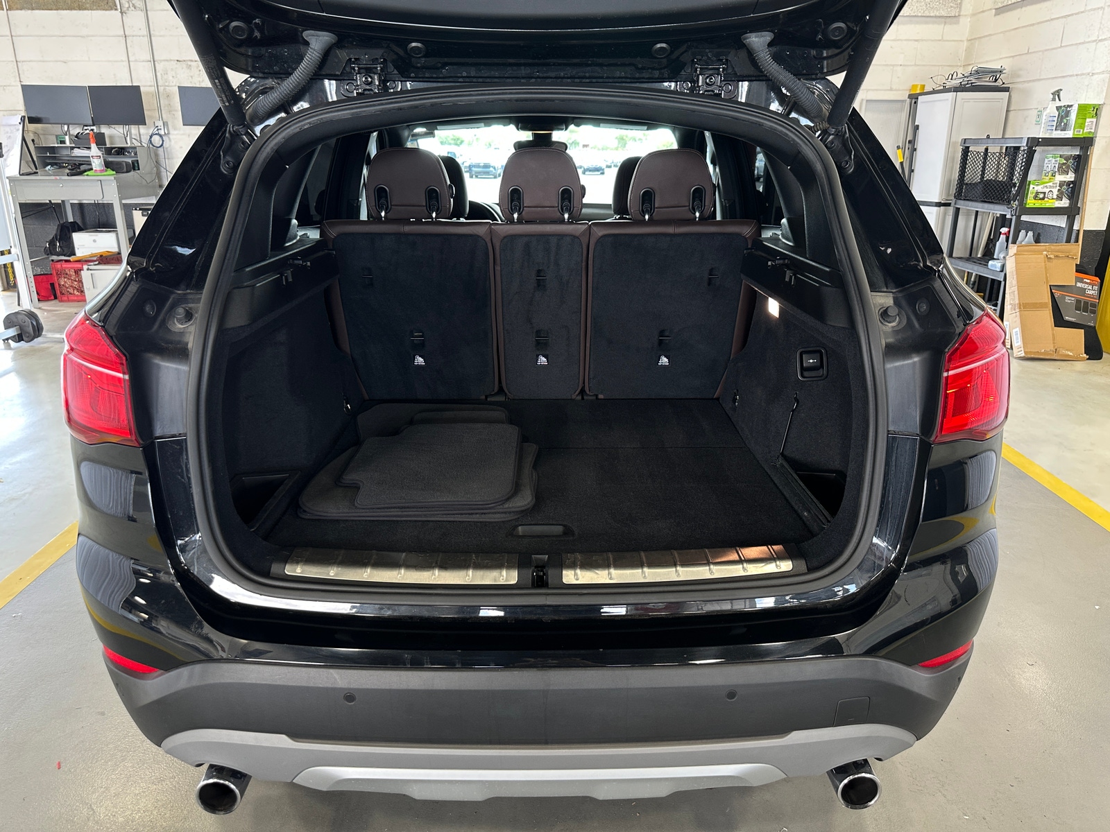 Thumbnail: 2018 BMW X1 - 6