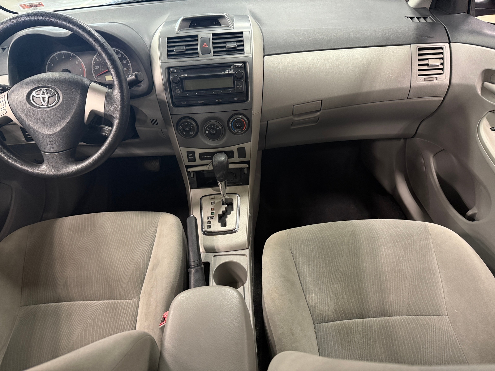 Thumbnail: 2012 Toyota Corolla - 3