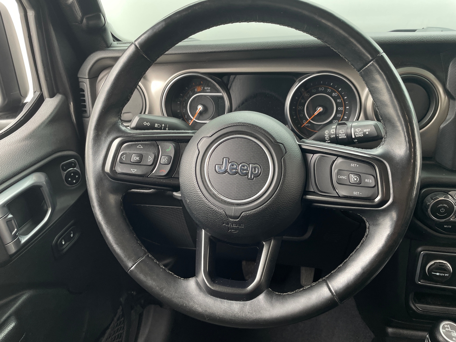 Thumbnail: 2020 Jeep Wrangler - 5