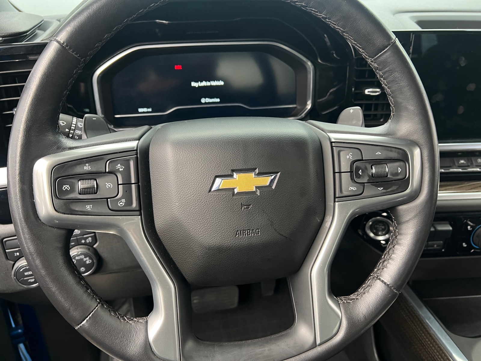 Thumbnail: 2023 Chevrolet Silverado 1500 - 5