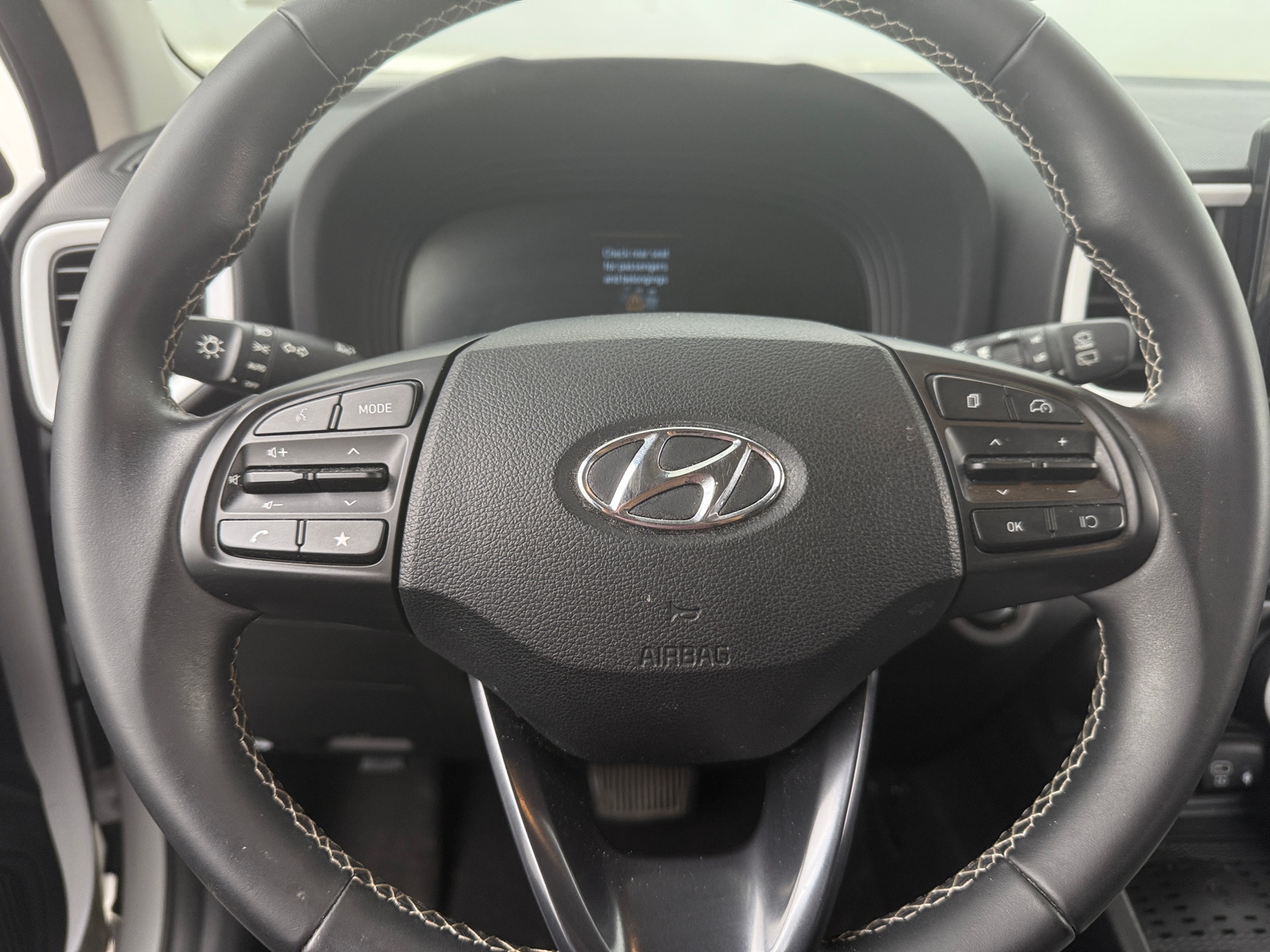 Thumbnail: 2023 Hyundai Venue - 5