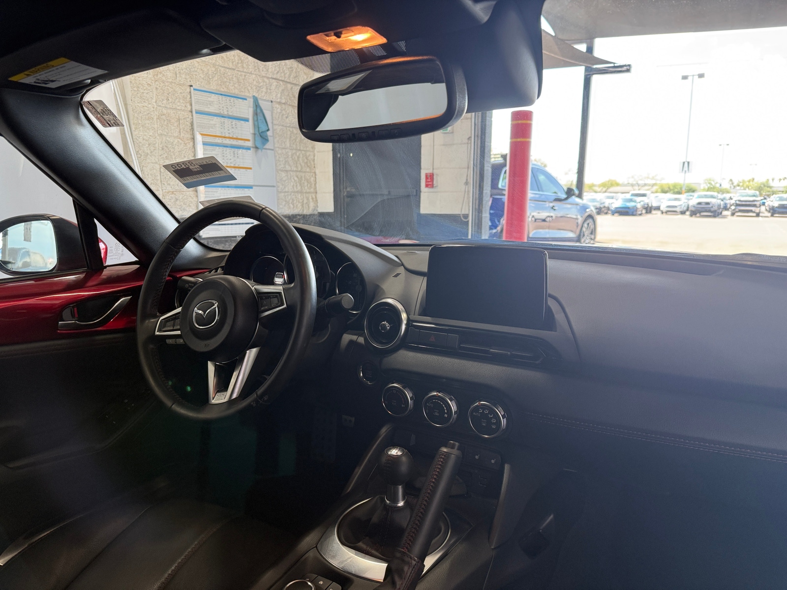 Thumbnail: 2019 Mazda MX-5 Miata - 2