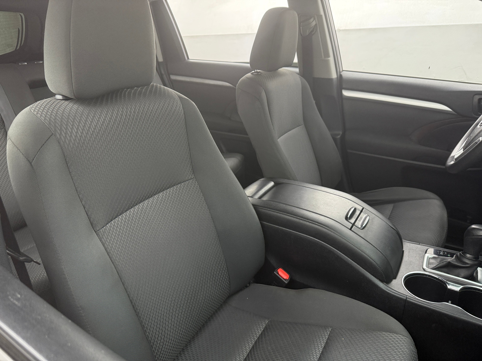 Thumbnail: 2019 Toyota Highlander - 2