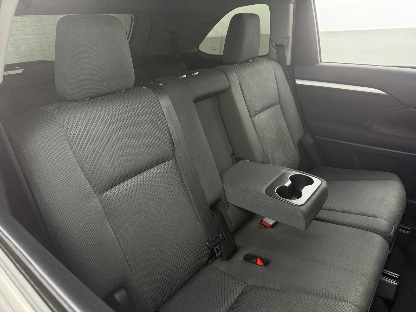 Thumbnail: 2019 Toyota Highlander - 6