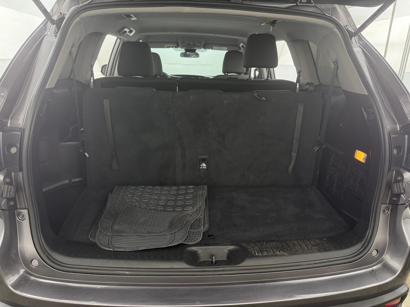 Thumbnail: 2019 Toyota Highlander - 7