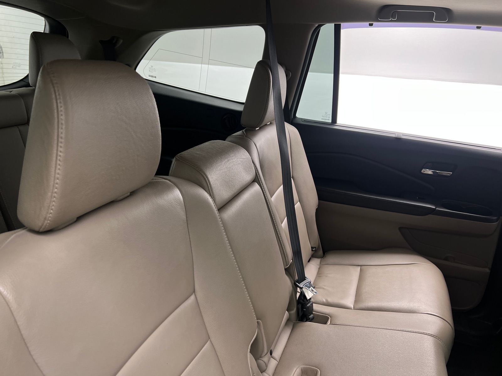 Thumbnail: 2017 Honda Pilot - 5