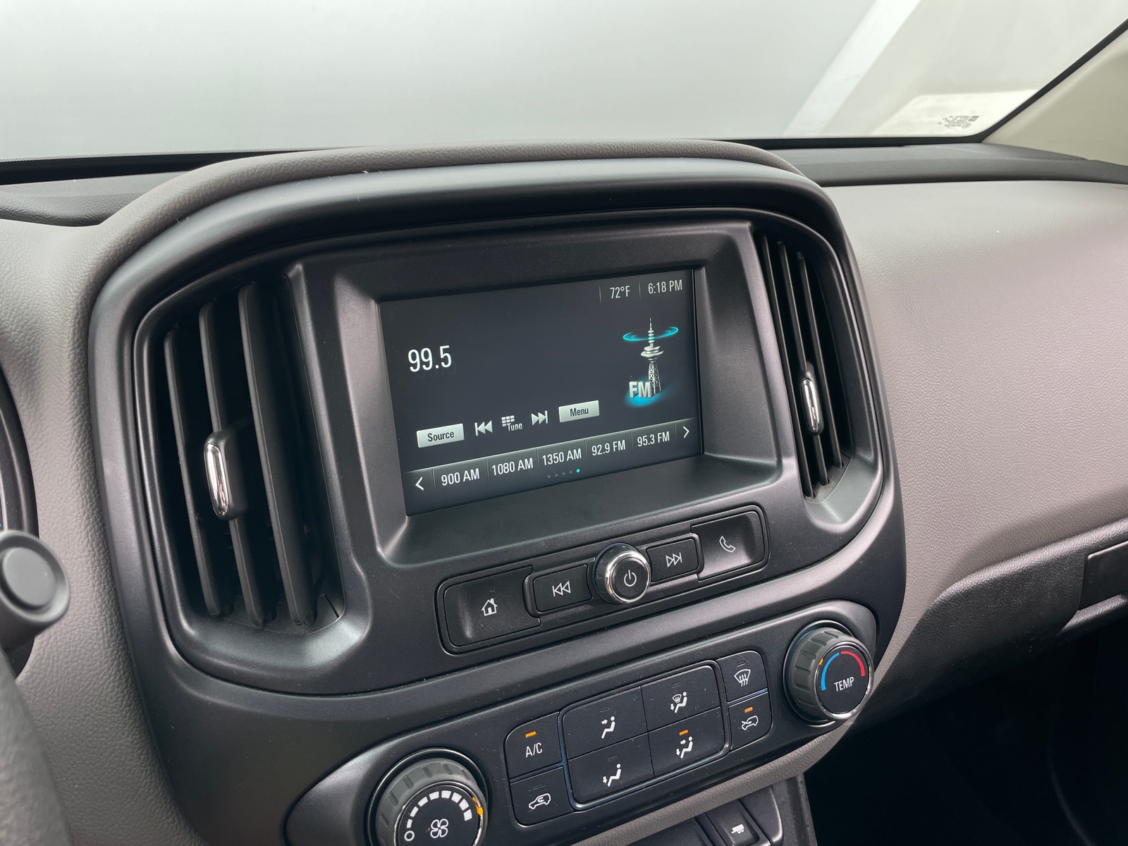 Thumbnail: 2017 Chevrolet Colorado - 4