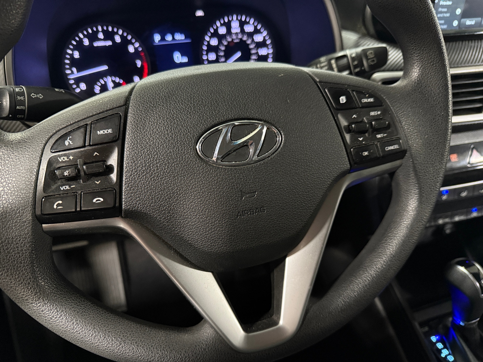 Thumbnail: 2019 Hyundai Tucson - 4