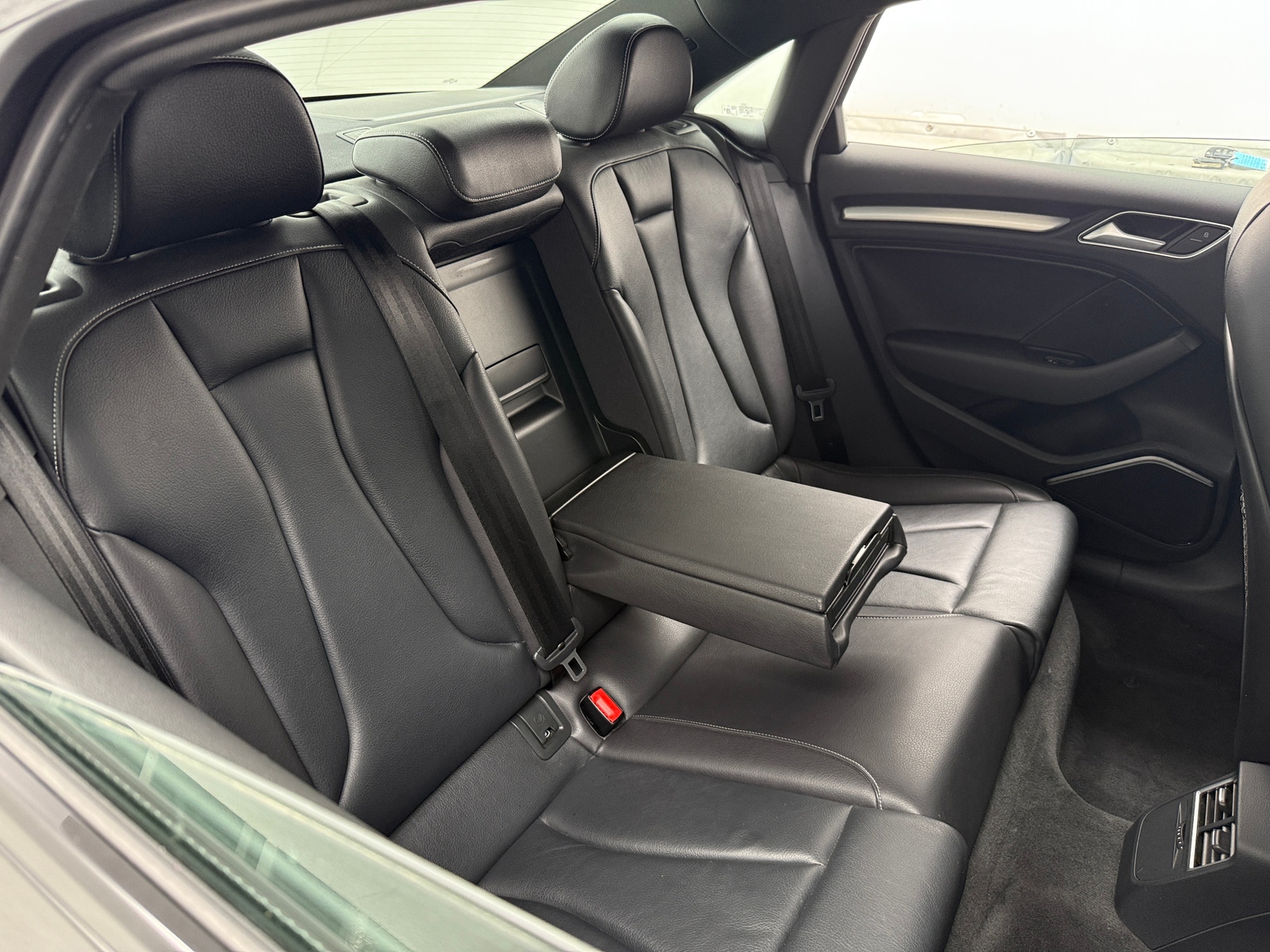 Thumbnail: 2016 Audi S3 - 5