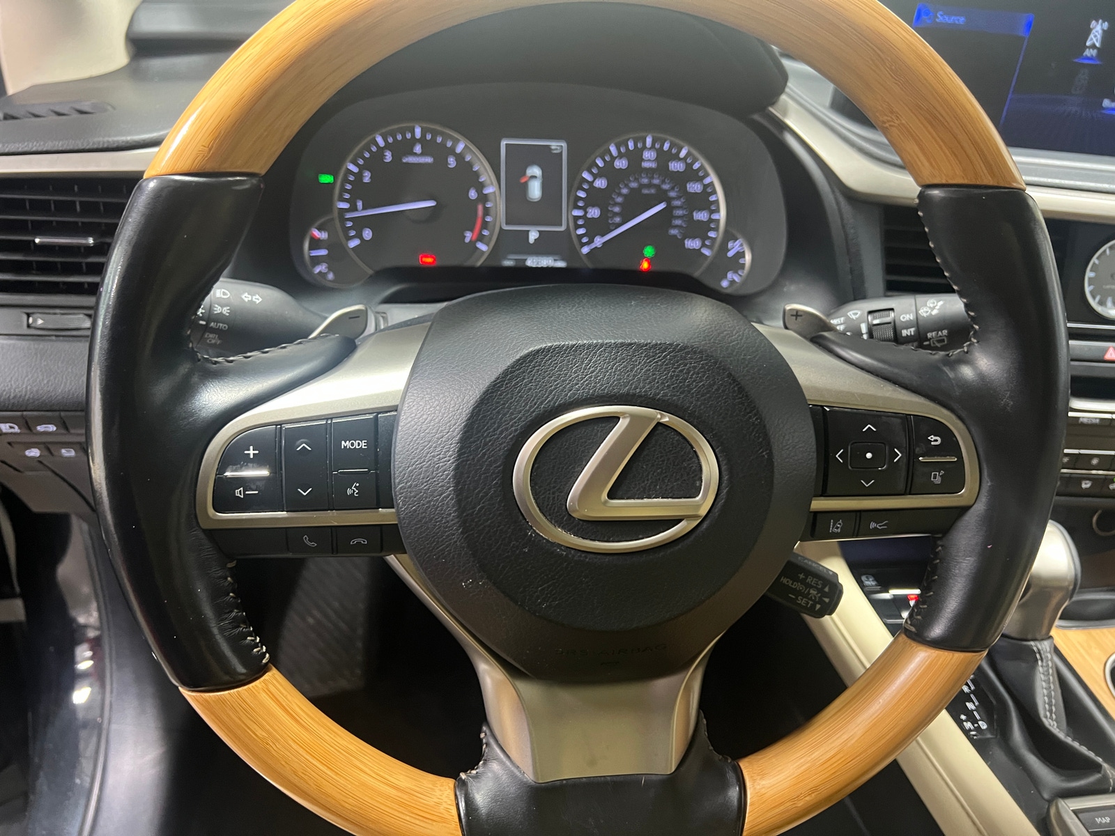 Thumbnail: 2021 Lexus RX - 4