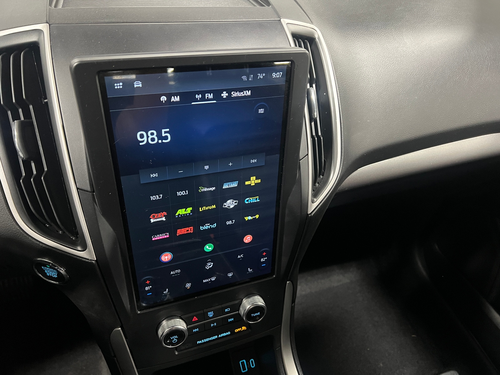 Thumbnail: 2024 Ford Edge - 3