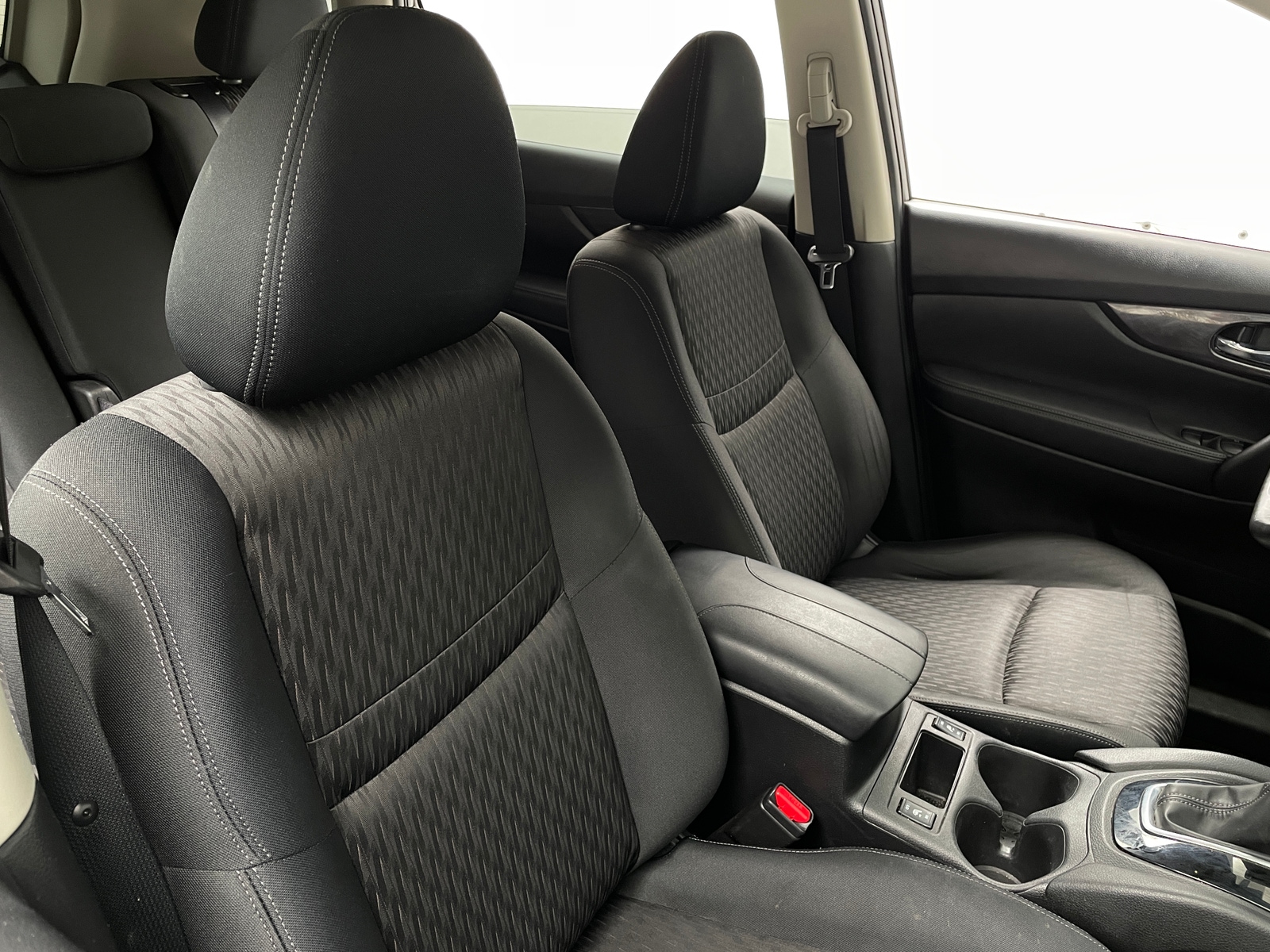 Thumbnail: 2019 Nissan Rogue - 2
