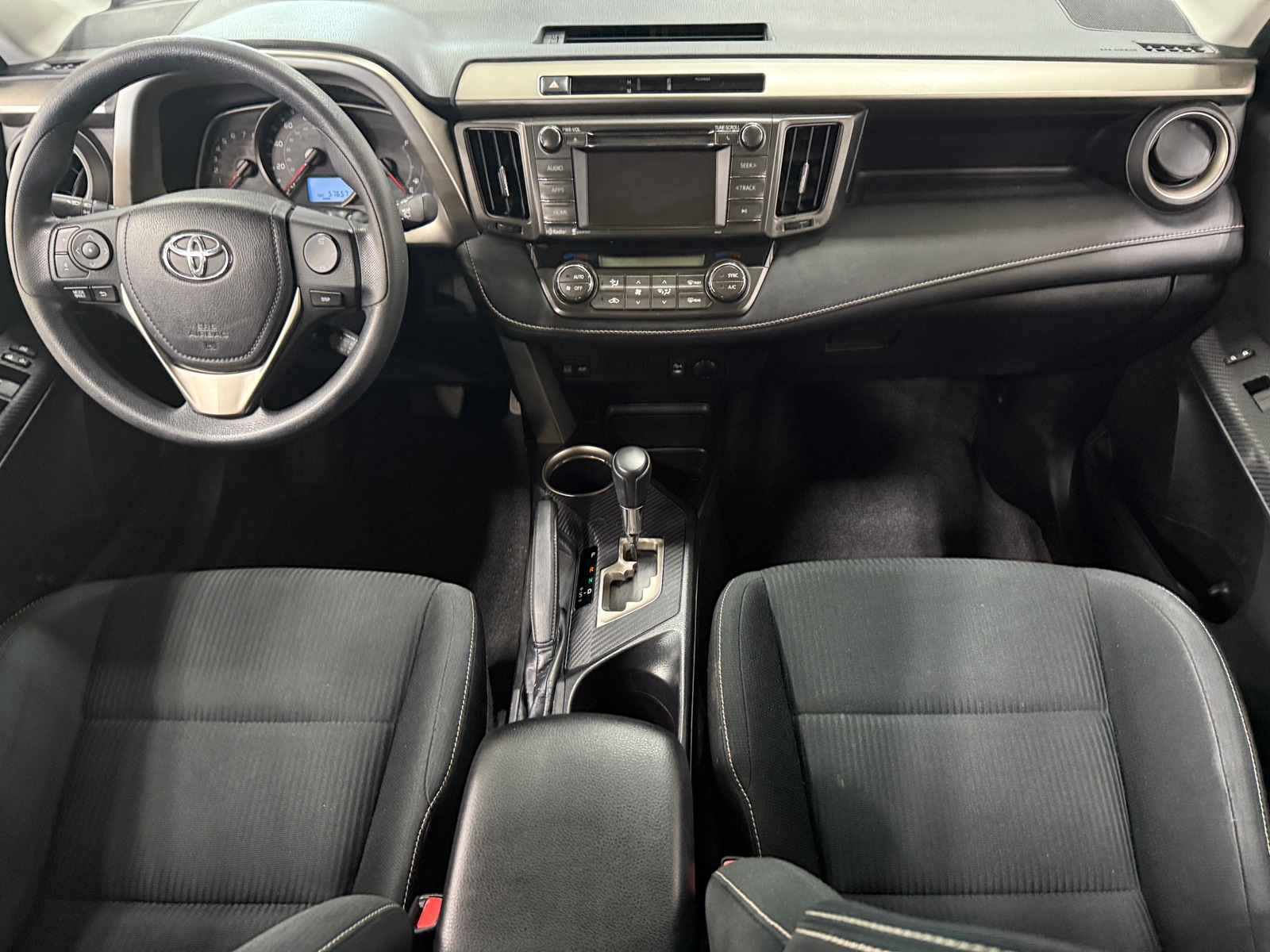 Thumbnail: 2014 Toyota RAV4 - 3