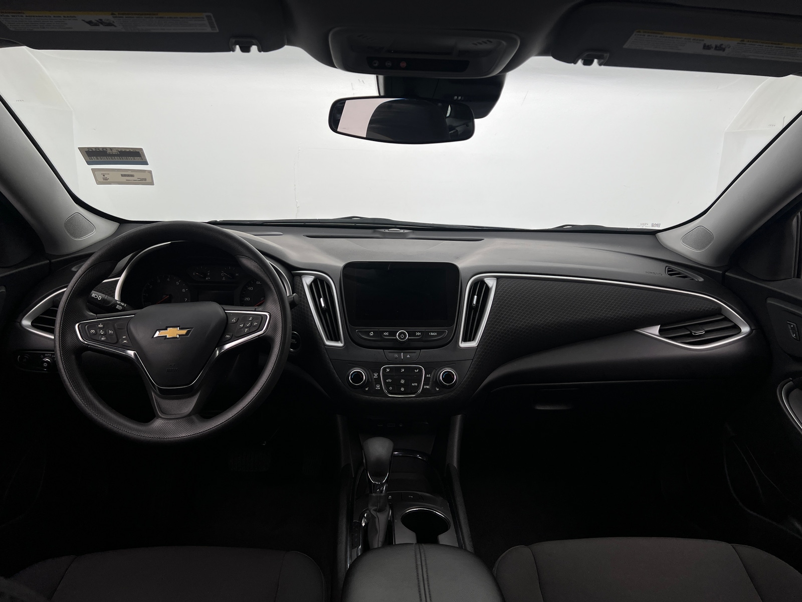 Thumbnail: 2024 Chevrolet Malibu - 3