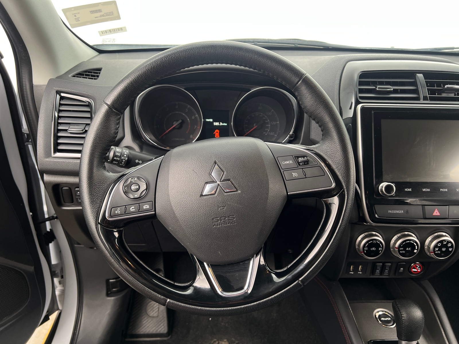 Thumbnail: 2023 Mitsubishi Outlander Sport - 5