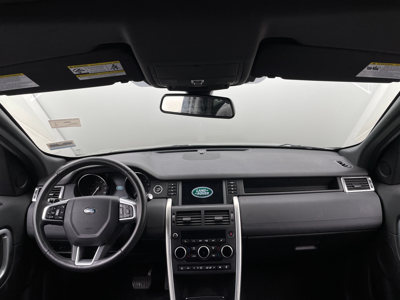 Thumbnail: 2019 Land Rover Discovery Sport - 2