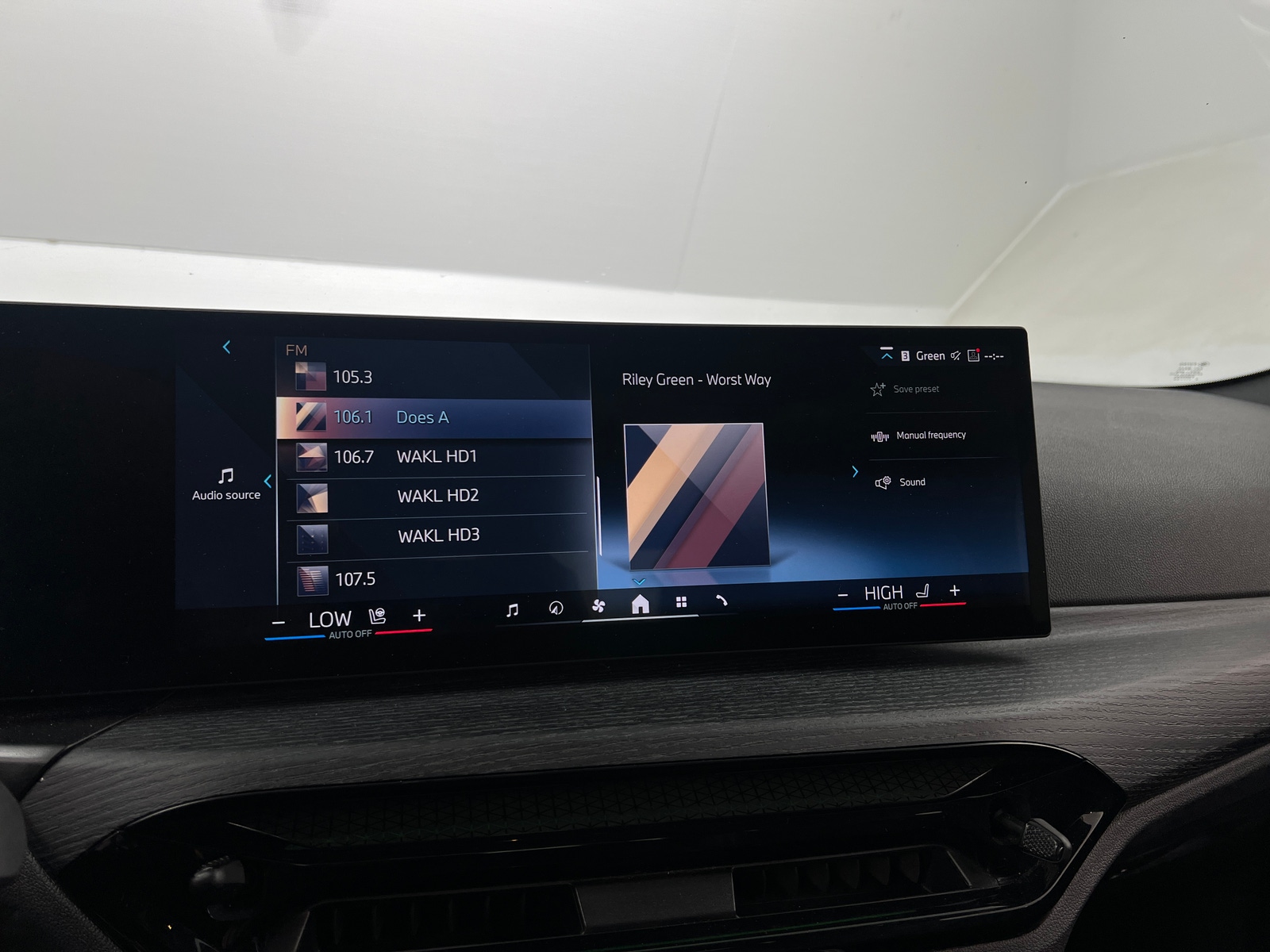 Thumbnail: 2025 BMW 4 Series - 3