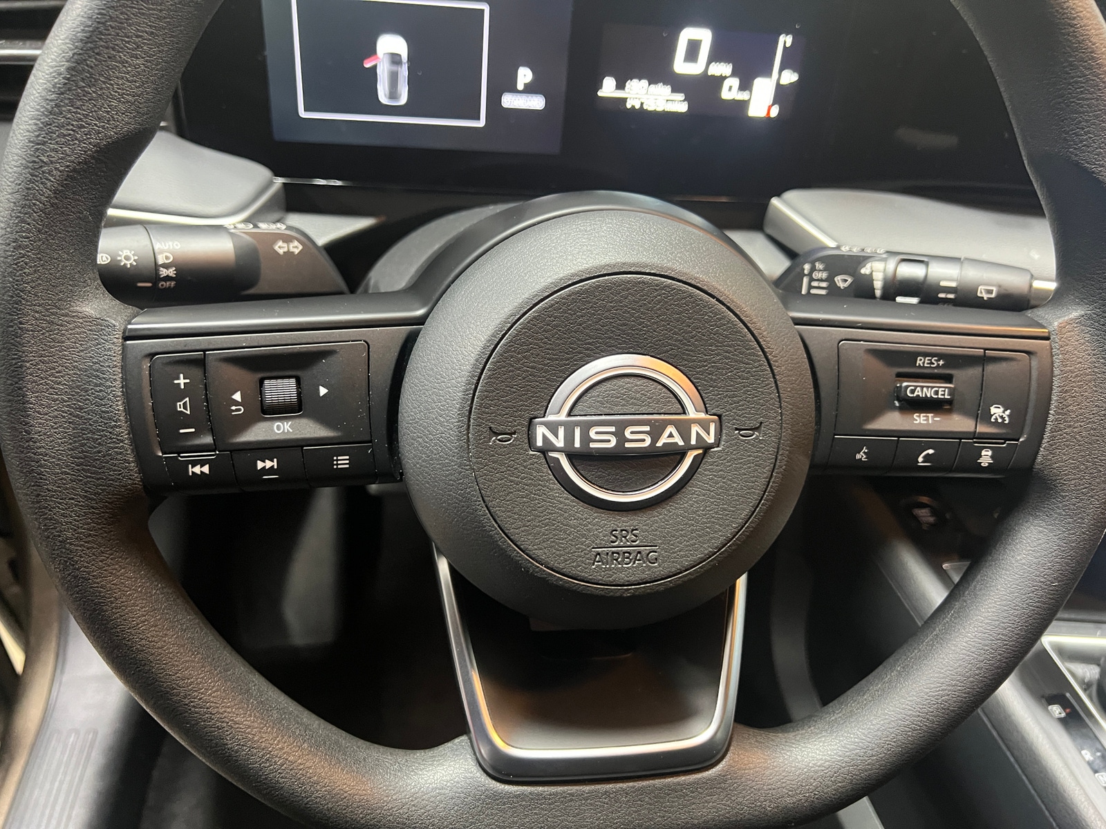 Thumbnail: 2025 Nissan Kicks - 5