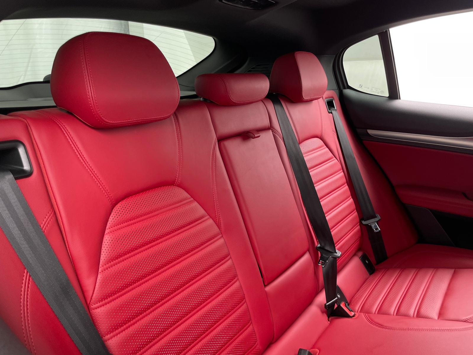 Thumbnail: 2020 Alfa Romeo Stelvio - 5
