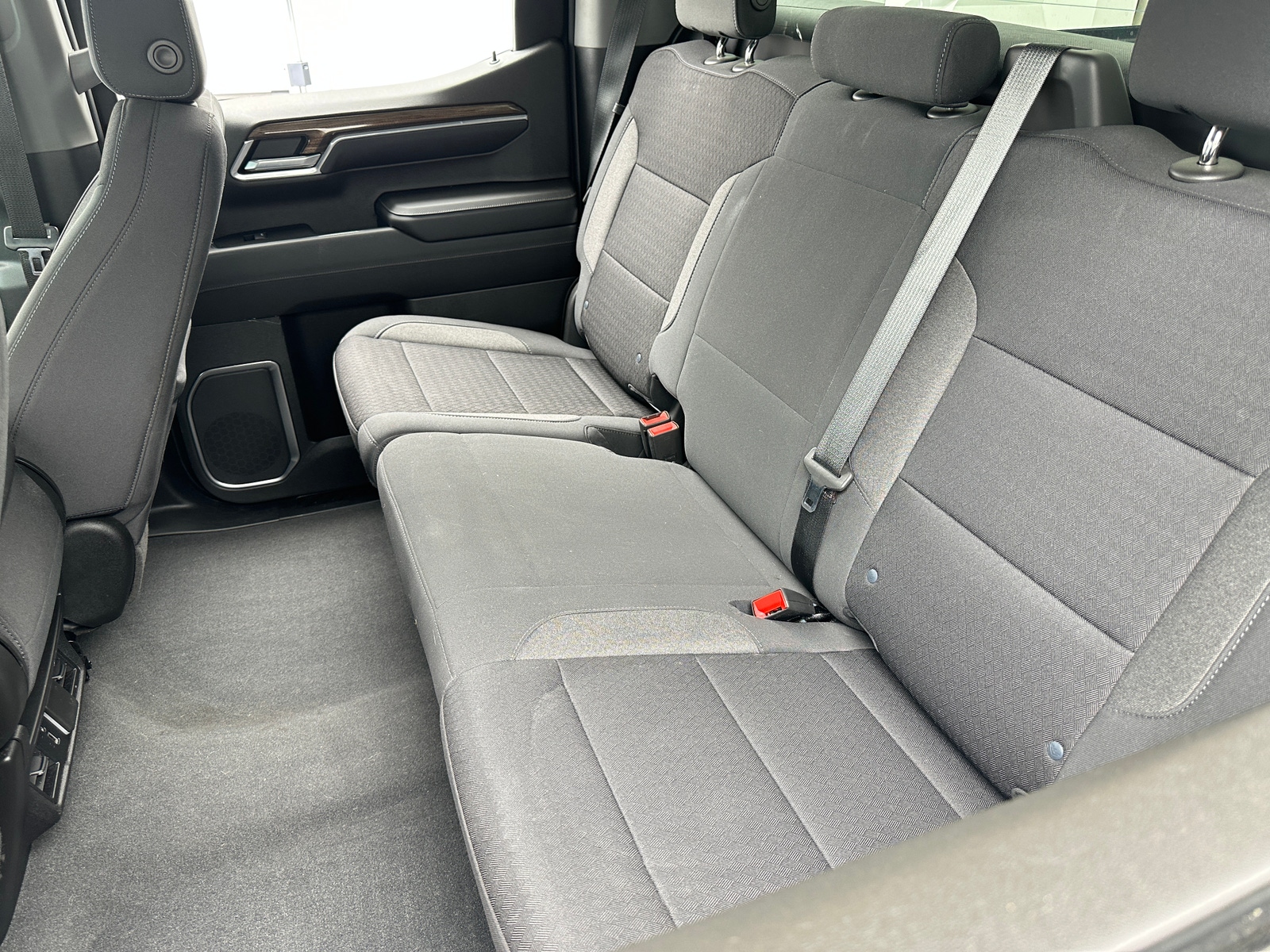 Thumbnail: 2022 Chevrolet Silverado 1500 - 6