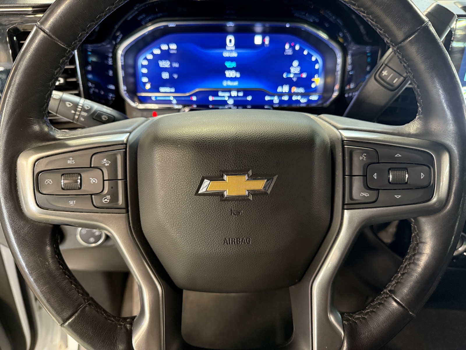 Thumbnail: 2022 Chevrolet Silverado 1500 - 5