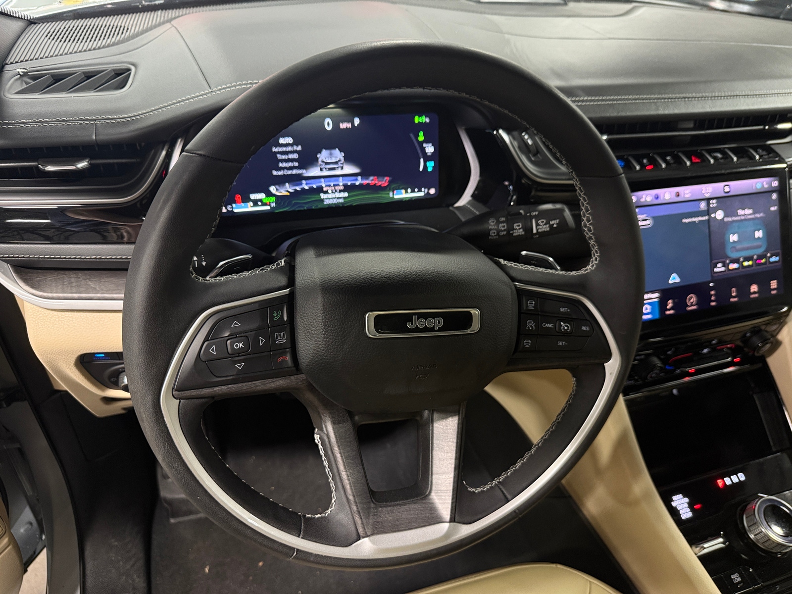 Thumbnail: 2023 Jeep Grand Cherokee - 4