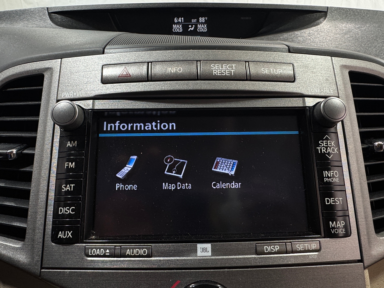 Thumbnail: 2011 Toyota Venza - 4
