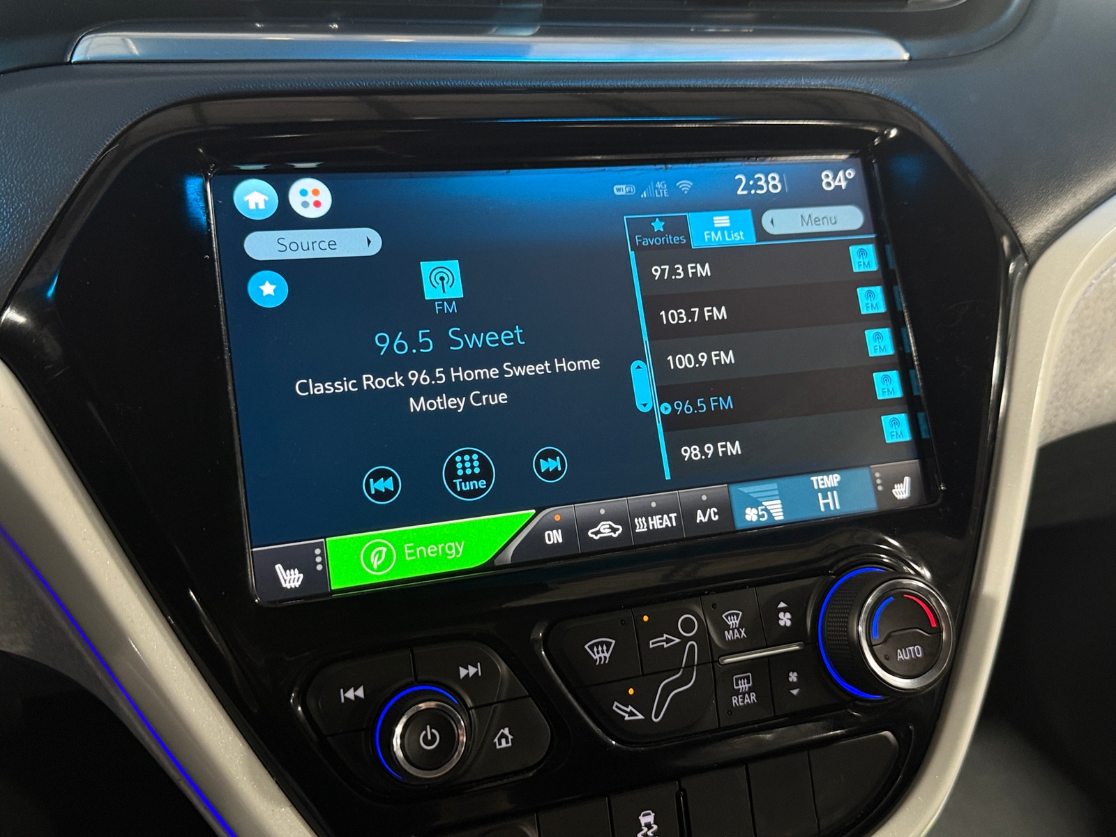 Thumbnail: 2019 Chevrolet Bolt EV - 3