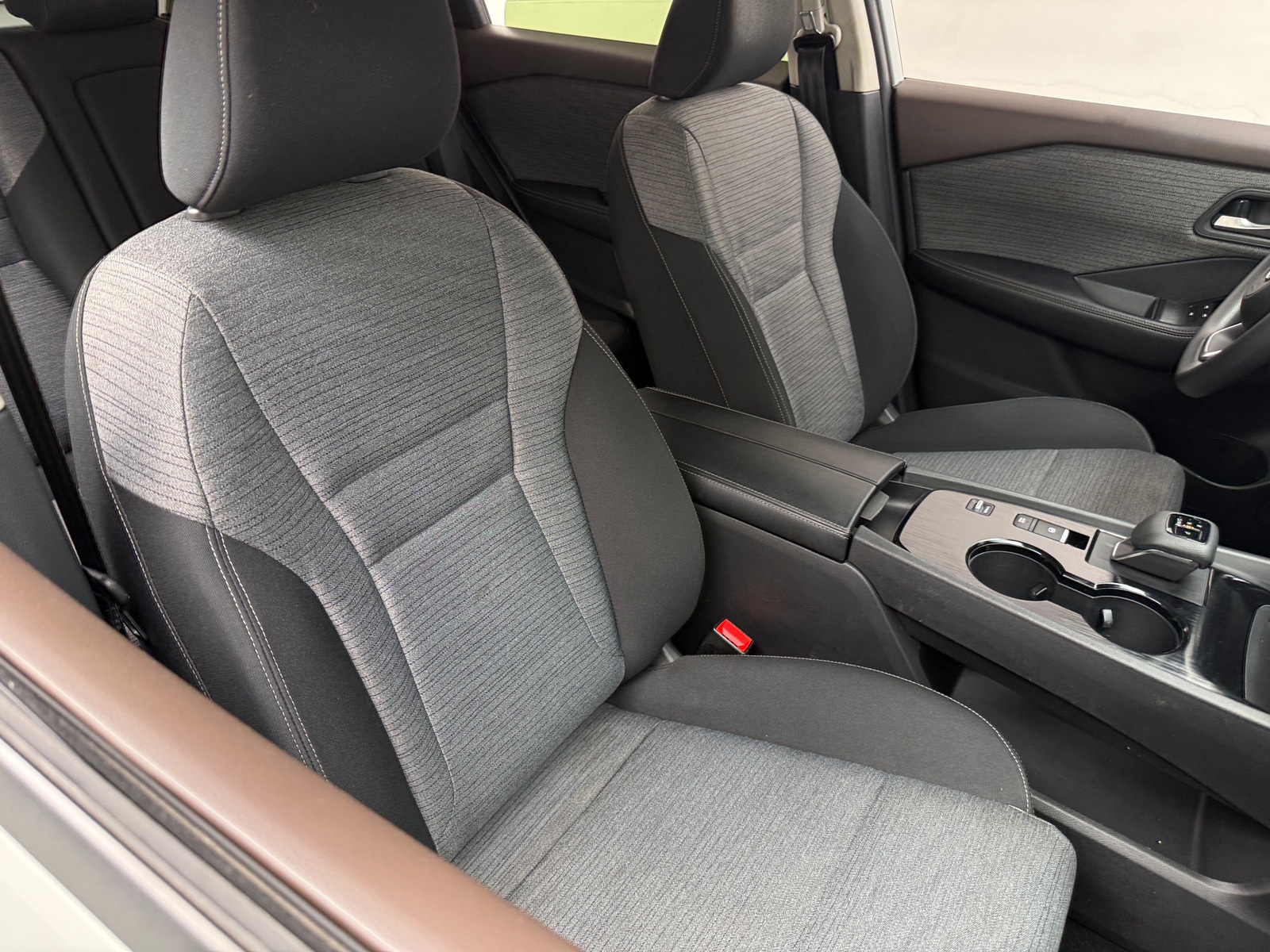 Thumbnail: 2023 Nissan Rogue - 2