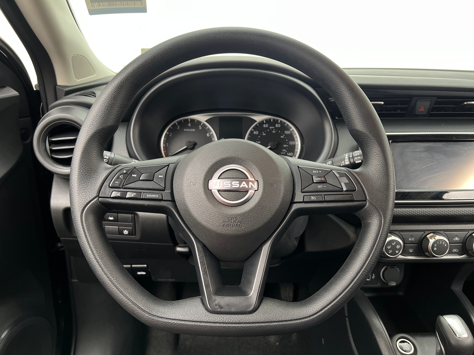Thumbnail: 2024 Nissan Kicks - 5